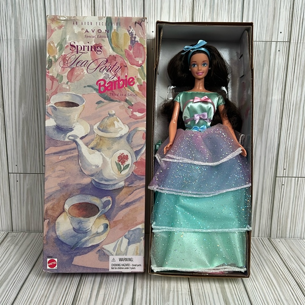AVON SPRING TEA PARTY BARBIE BRUNETTE CAUCASIAN MATTEL‎ 1997 NEW NRFB #161771